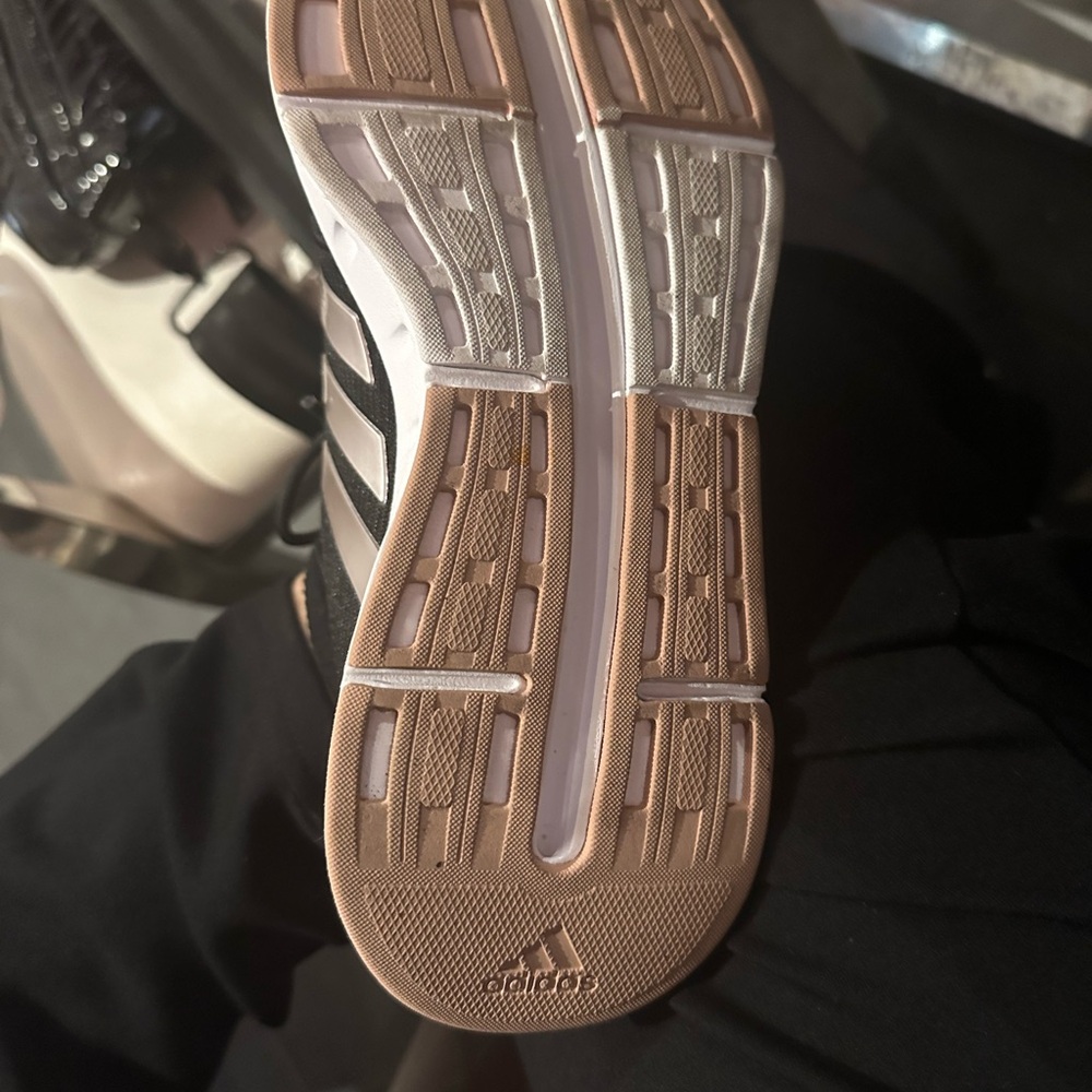 adidas Women's Swift Run 23 Sneaker - Picture 3 of 3
